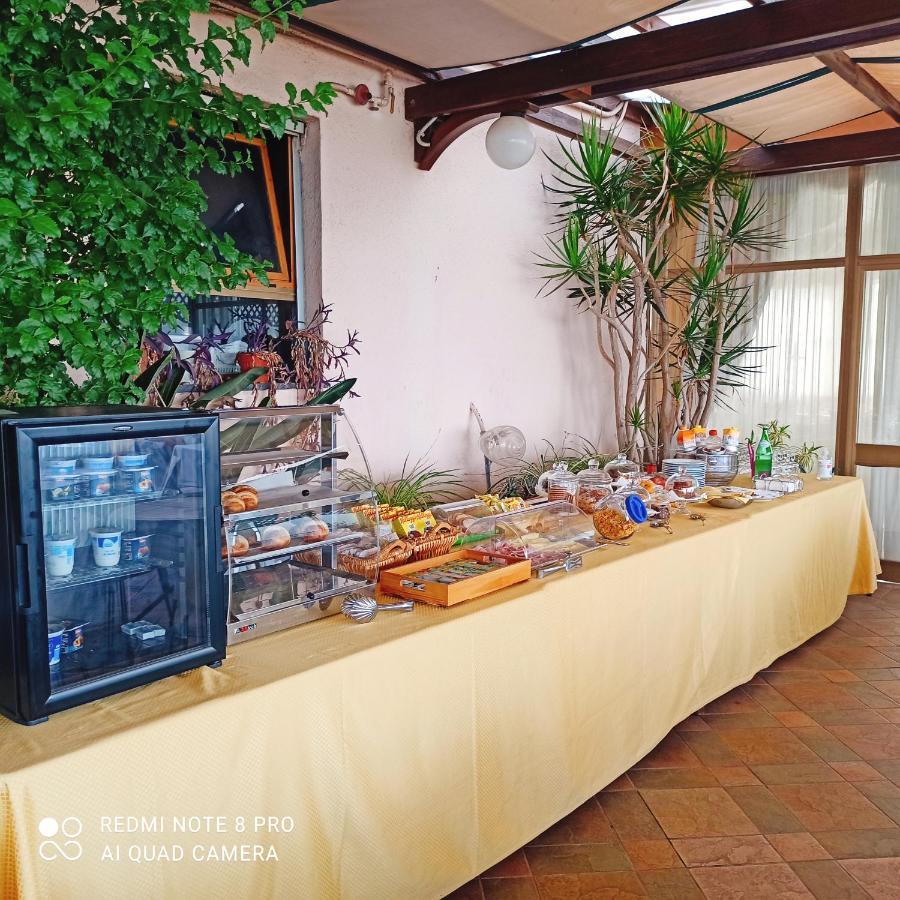 Paradiso Hotel Ristorante Riaci Capo Exterior photo